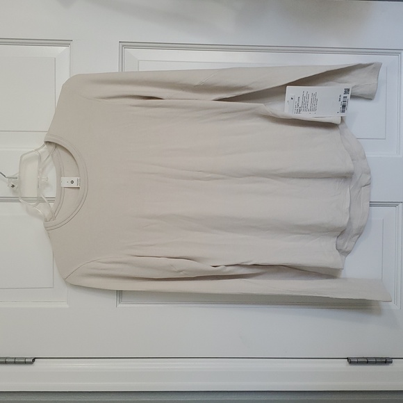 lululemon athletica Tops - NWT Lululemon Hold Tight  Long Sleeve Shirt Bone Sz 8